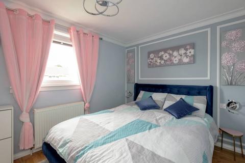 108 Peacocktail Close, Edinburgh, EH15 3QT