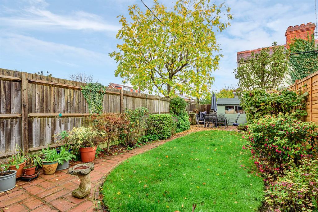 Newtown Road, Marlow 3 bed semidetached house £650,000