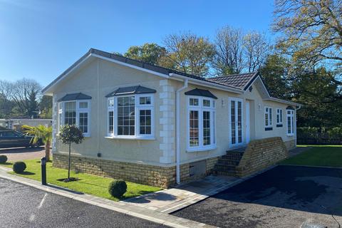 2 bedroom park home for sale, Bracknell, Berkshire, RG42