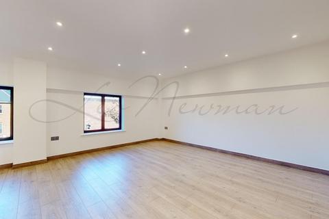 undefined, Harvest Lane, Thames Ditton, KT7
