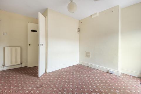 1 bedroom apartment to rent, Alexandra Road,  Llandrindod Wells,  LD1