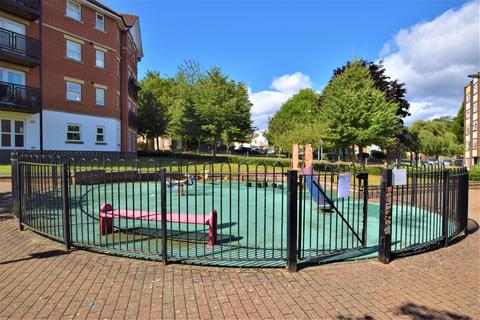 2 bedroom apartment to rent, Bell Chase, Aldershot GU11