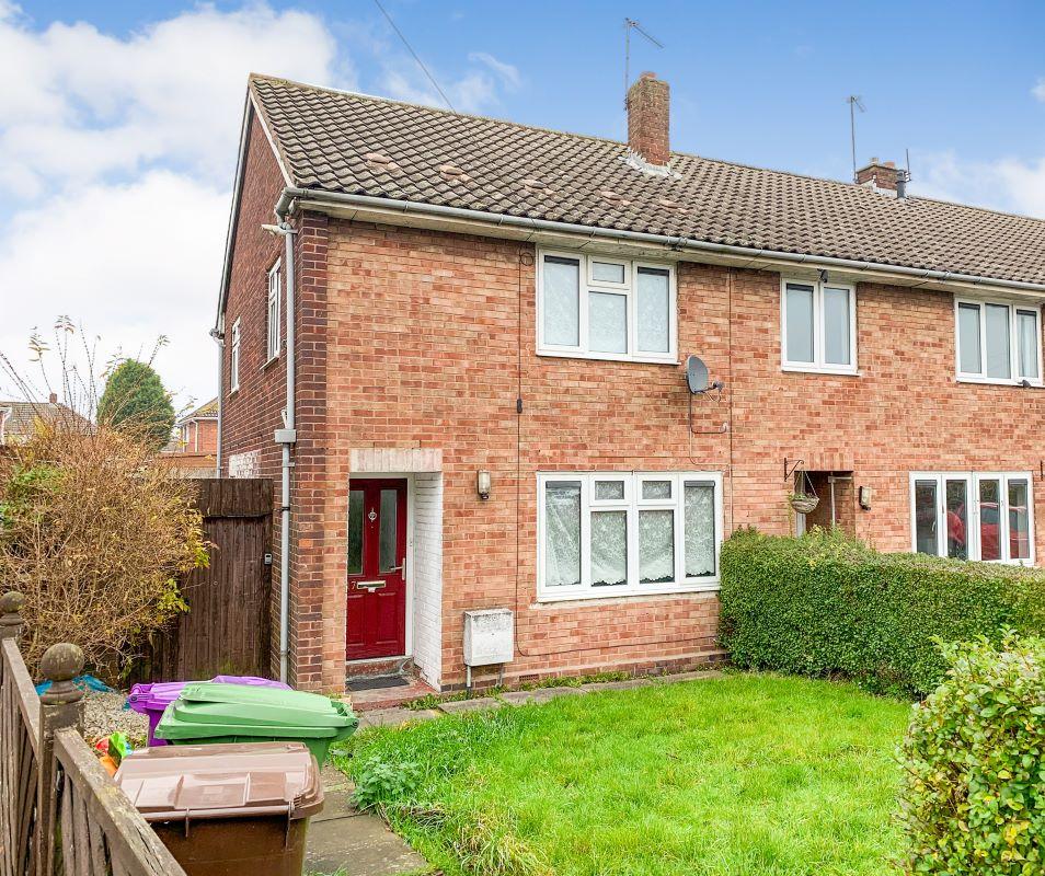 17 Pace Crescent, Bilston, WV14 8BJ 3 bed terraced house - £39,000