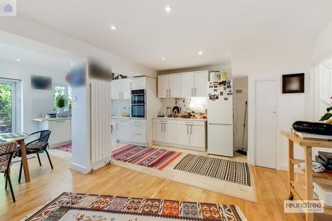 3 bedroom house for sale - Kings Close, Hendon NW4
