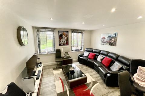 2 bedroom flat for sale - Wellington Road, EN1
