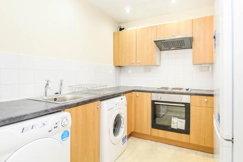 3 bedroom apartment to rent - ALL BILLS INCLUDED - Hyde Park Road, Hyde Park