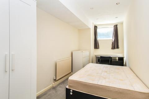 3 bedroom apartment to rent, BILLS INCLUDED - Hyde Park Road, Hyde Park