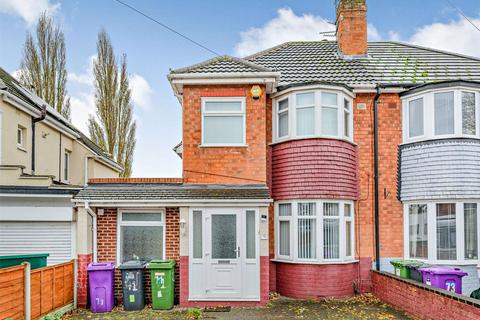 3 bedroom semi-detached house for sale - Sandon Road, Wolverhampton, West Midlands, WV10