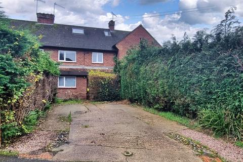 4 bedroom terraced house for sale, Smallfield, Surrey, RH6