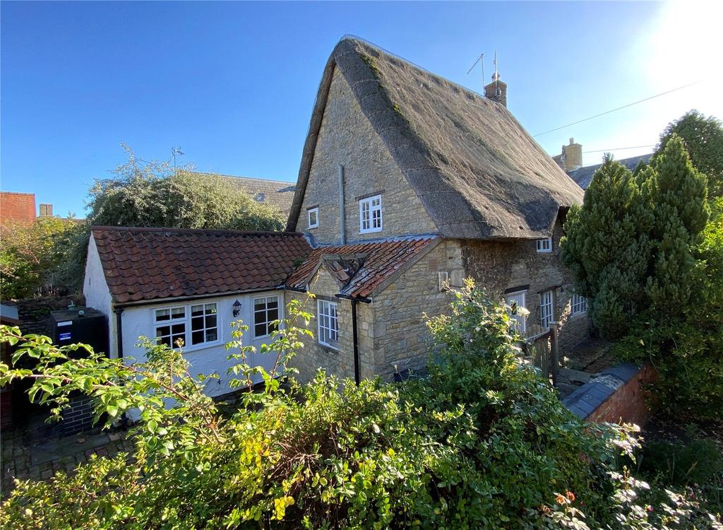 Chapel Street, Titchmarsh... 3 bed detached house £995 pcm (£230 pw)