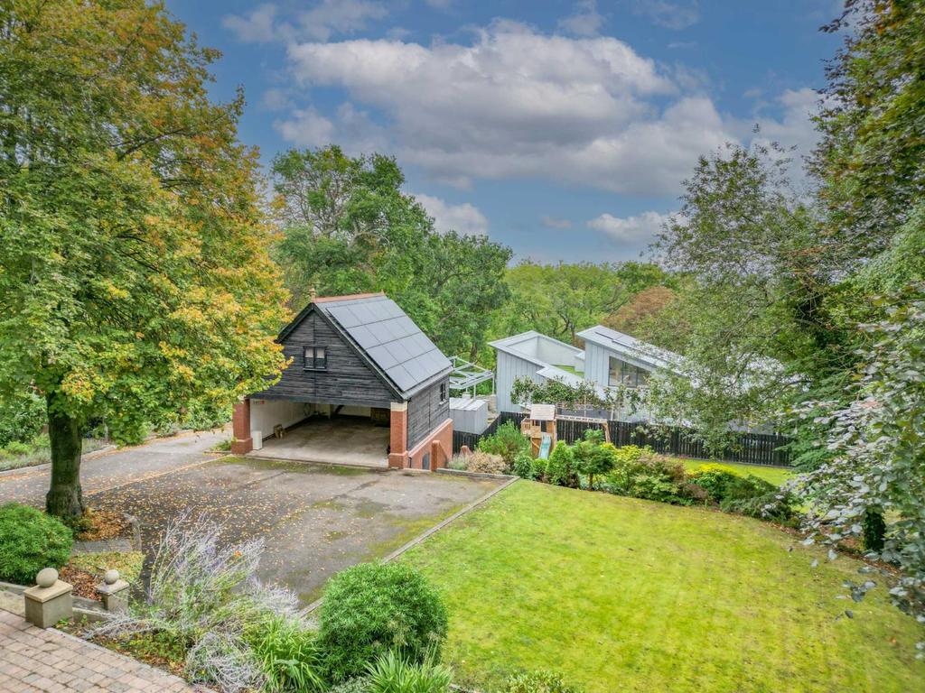 Stow Park Circle, Newport 6 bed detached house £700,000