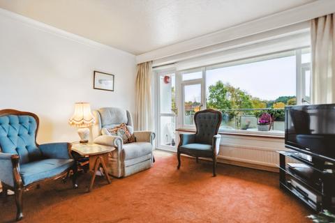 2 bedroom flat for sale - Terregles Crescent, Flat 1/2 , Pollokshields, Glasgow, G41 4RL