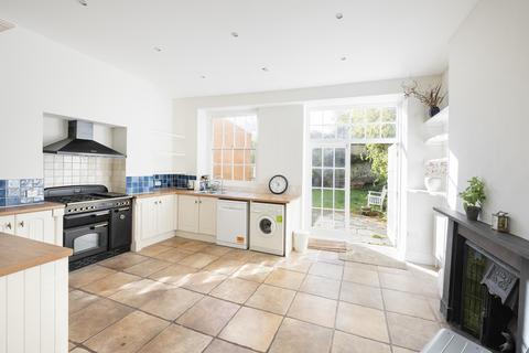 5 bedroom semi-detached house to rent, West Shrubbery, Redland, BS6