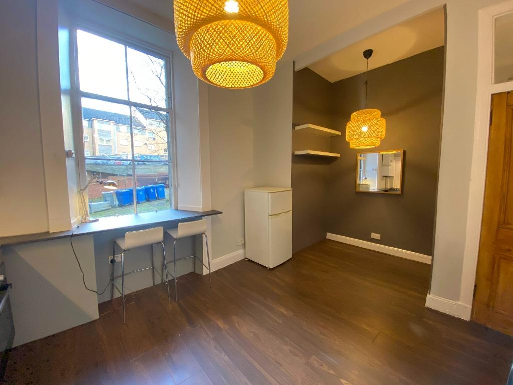 Apartment in Glasgow - View 5