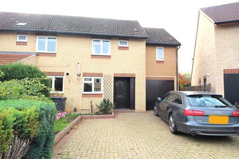 3 bedroom semi-detached house to rent, Thorpe Way, Cambridge