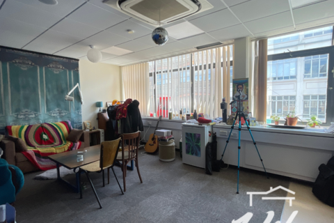 Property to rent - Elthorne Road, London N19