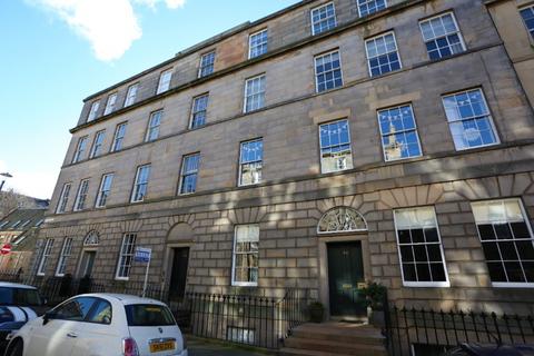 2 bedroom flat to rent - Clarence Street, Stockbridge, Edinburgh, EH3