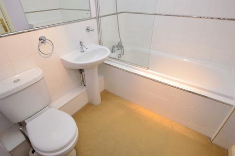 2 bedroom flat to rent, School Street, Bromley Cross, Bolton, BL7