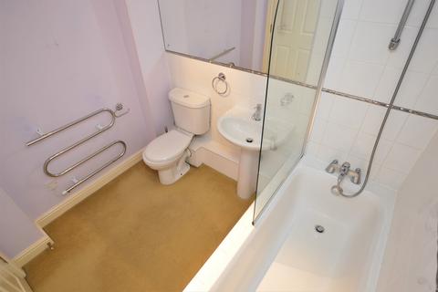 2 bedroom flat to rent, School Street, Bromley Cross, Bolton, BL7