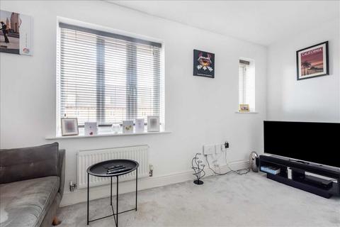 1 bedroom apartment to rent, Turnpike Crescent, Andover