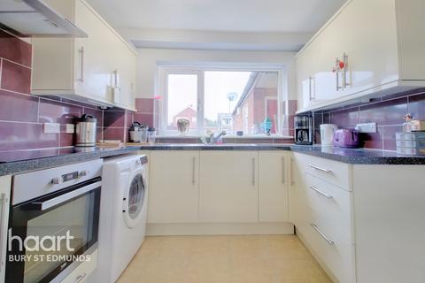 3 bedroom semi-detached house for sale - Boyden Close, Wickhambrook, Newmarket