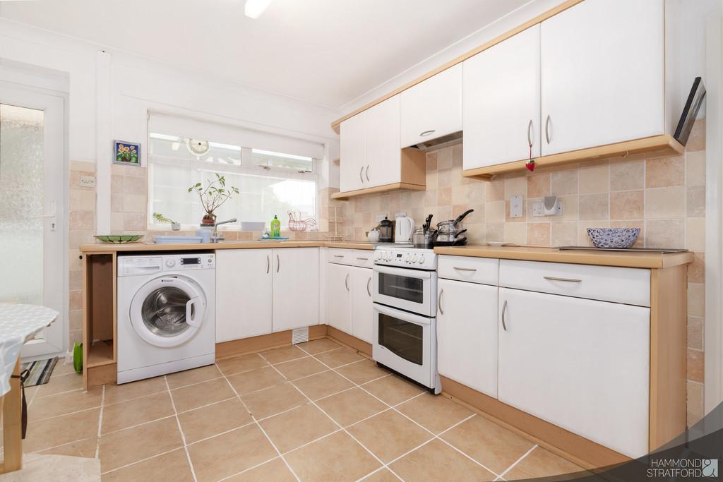 Karen Close, Hethersett 2 bed detached bungalow £350,000