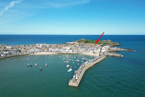 3 bedroom ground floor flat for sale, Carncrows Street - Old Town, St Ives, Cornwall