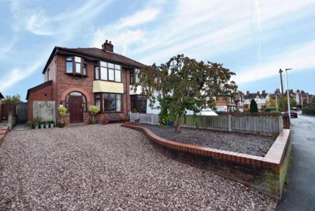 Edgeley Road, Whitchurch 3 bed semidetached house for sale £260,000