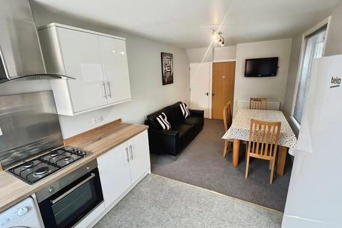 5 bedroom terraced house to rent, Clinton Avenue, Exeter