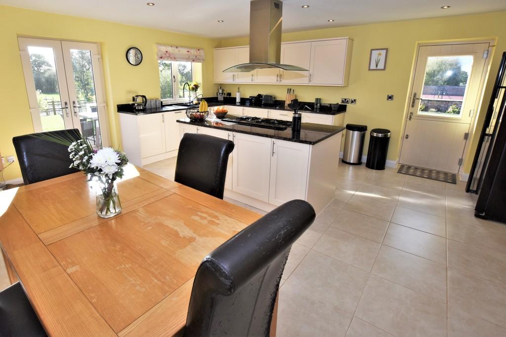 Dining Kitchen 1