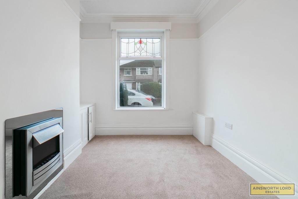 Ellison Fold Terrace, Sudell Area, Darwen 2 bed terraced house £695