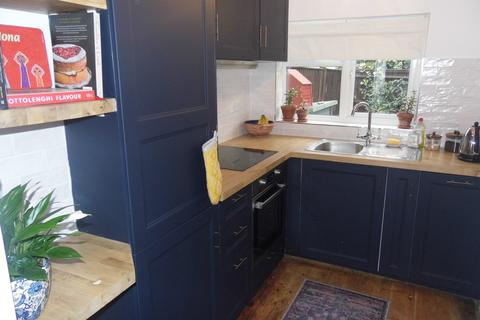 14 Brocklesby Road, London, SE25 4LB