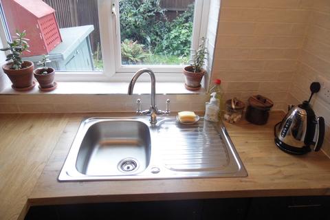 14 Brocklesby Road, London, SE25 4LB