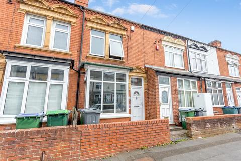 2 bedroom terraced house to rent, Rosefield Road, Smethwick, B67