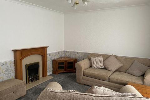 2 bedroom end of terrace house to rent, Finchale Rd, Framwellgate Moor