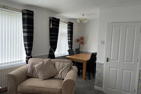 2 bedroom end of terrace house to rent, Finchale Rd, Framwellgate Moor