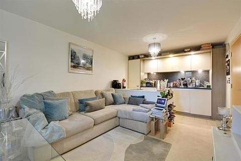 2 bedroom apartment for sale - Henmarsh Court, Balls Park SG13