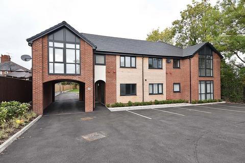 2 bedroom apartment to rent, Mobberley Road, Knutsford