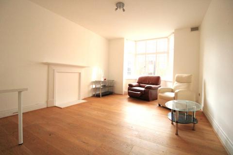 2 bedroom flat to rent, Queensway, London W2