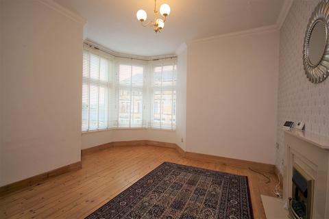 2 bedroom flat to rent, Springfield Road, Parkhead, Glasgow - Available NOW!