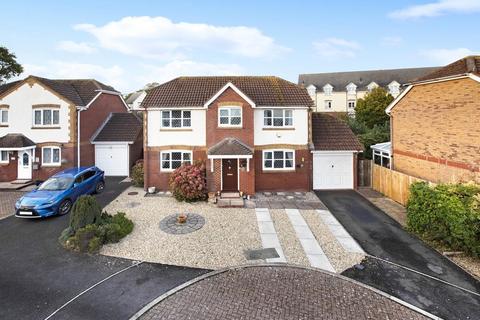 4 bedroom detached house for sale - Chantry Close, Teignmouth