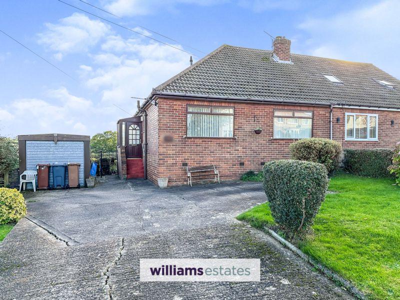 PenYMaes Road, Holywell 2 bed semidetached bungalow for sale £205,000