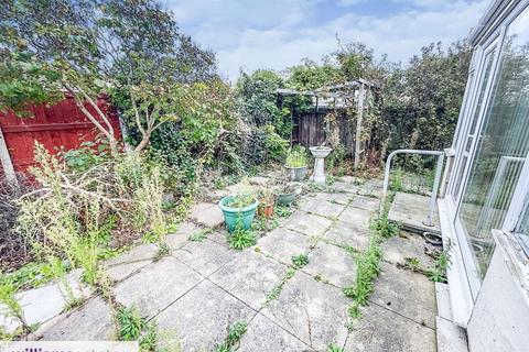 11 Awelon Mor, Prestatyn, LL19 7UG