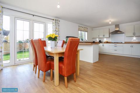 39 Derham Close, Creech St Michael, Taunton, TA3 5FG