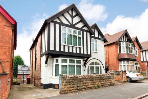 8 bedroom house to rent - Rolleston Drive, Lenton, Nottingham