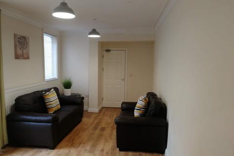 5 bedroom house to rent, Danygraig Road, Port Tenant, Swansea