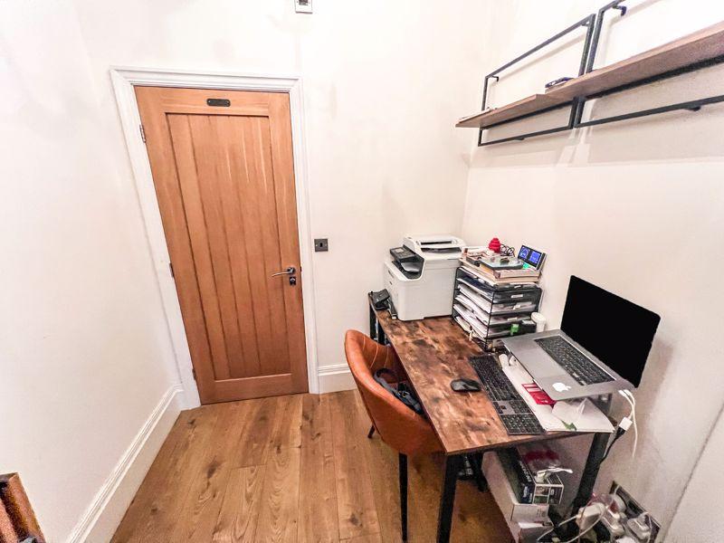 Office/cloak room