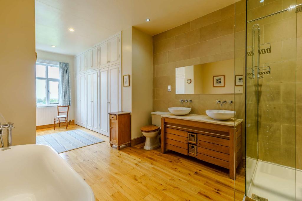 Principal Ensuite