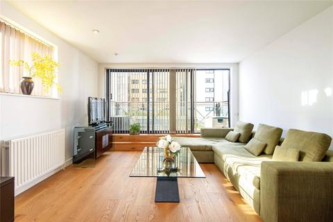 Ocean Wharf, E14