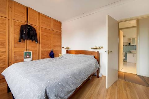 158 Risley Avenue, London, N17 7ER